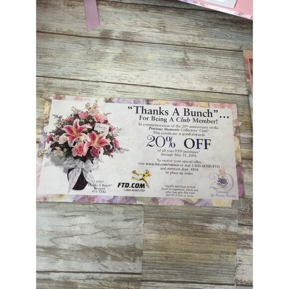 Precious Moments Thanks A Bunch C0020 2000 Club Symbol w Box & Case - Picture 6 of 16